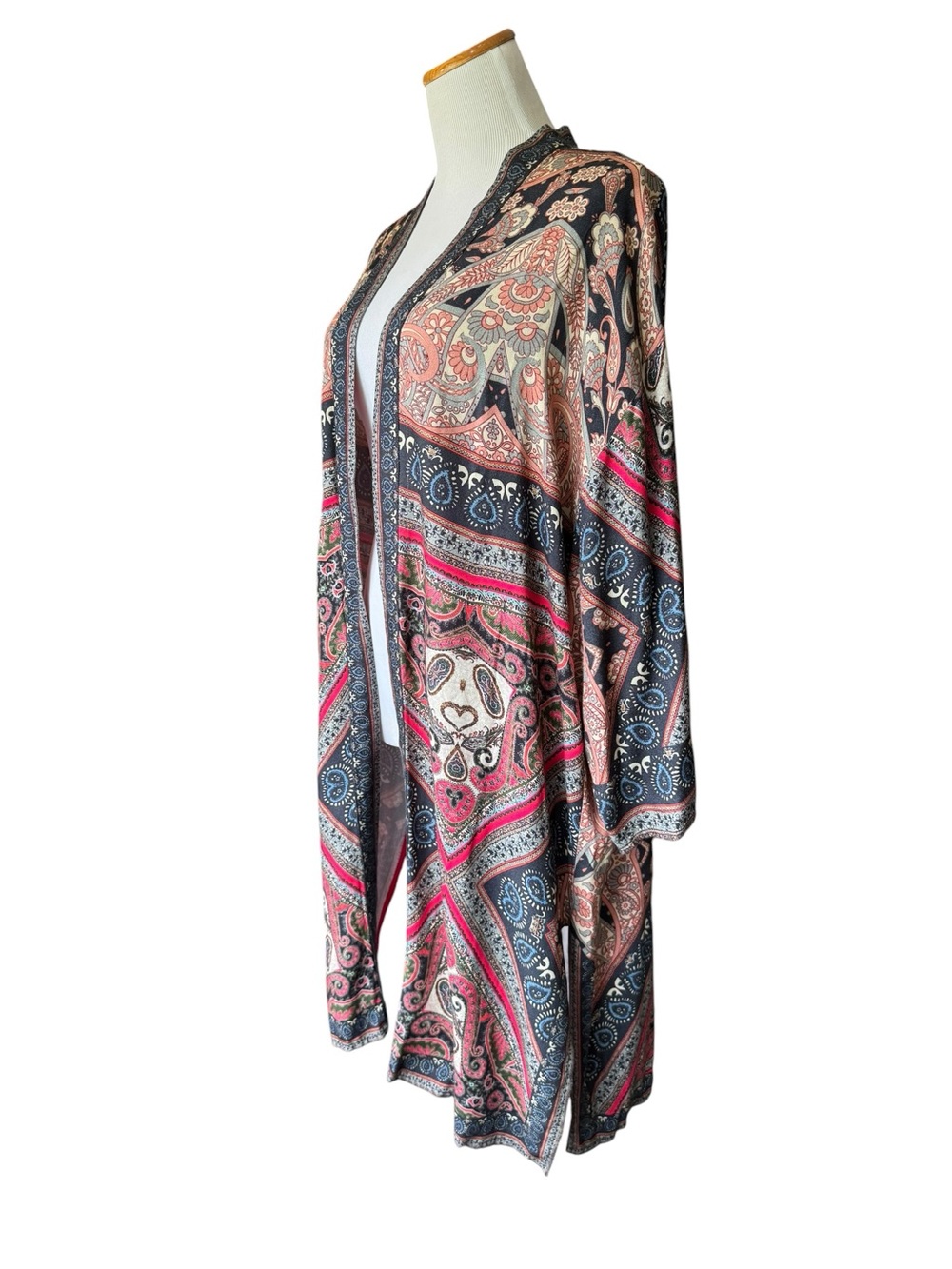 Conditions Apply Long Kimono - Picture 5 of 8